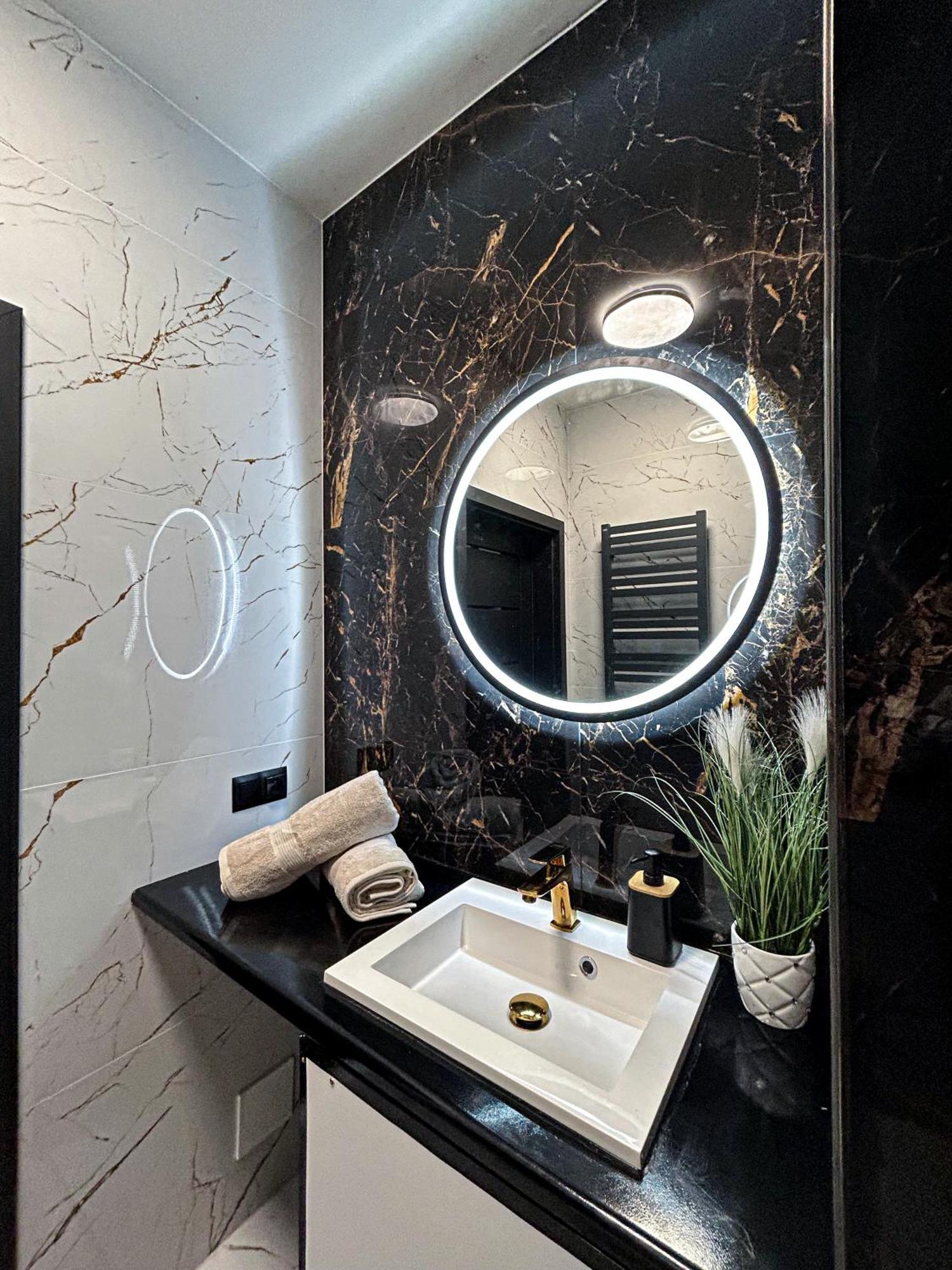 Apartament Renard Rzeszów Exteriör bild